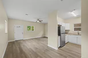 2303 N Spring St, Pensacola, FL 32501 - Photo 6