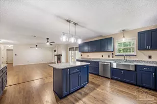5637 Camellia Ave, Milton, FL 32570 - Photo 10