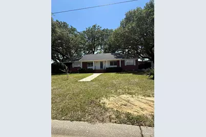 6107 Confederate Dr, Pensacola, FL 32503 - Photo 1
