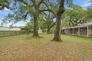 6107 Confederate Dr, Pensacola, FL 32503 - Photo 22
