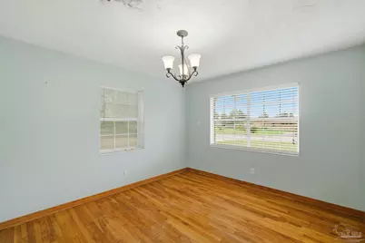 6107 Confederate Dr, Pensacola, FL 32503 - Photo 8
