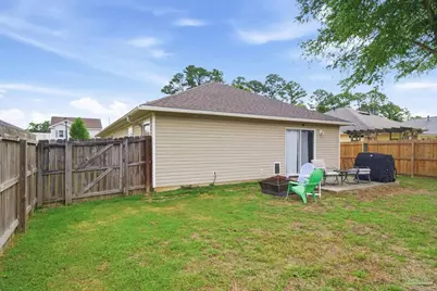 145 Creekview Dr, Pensacola, FL 32503 - Photo 22