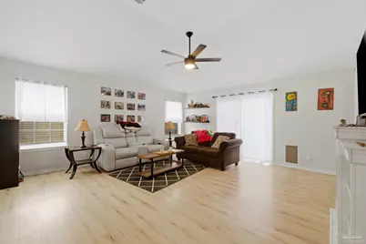 145 Creekview Dr, Pensacola, FL 32503 - Photo 14