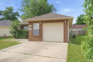 145 Creekview Dr, Pensacola, FL 32503 - Photo 4