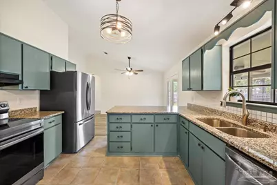 1938 N Iris Ln, Navarre, FL 32566 - Photo 8