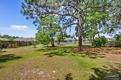 1938 N Iris Ln, Navarre, FL 32566 - Photo 34