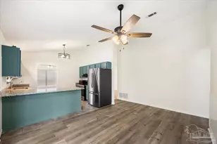 1938 N Iris Ln, Navarre, FL 32566 - Photo 10