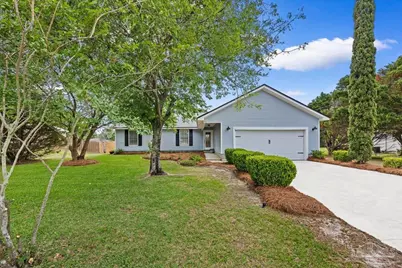 1938 N Iris Ln, Navarre, FL 32566 - Photo 2