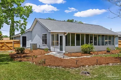 1938 N Iris Ln, Navarre, FL 32566 - Photo 32