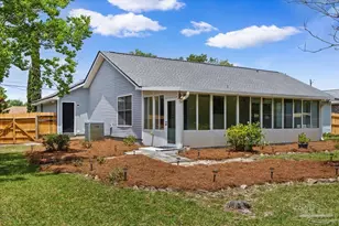 1938 N Iris Ln, Navarre, FL 32566 - Photo 32