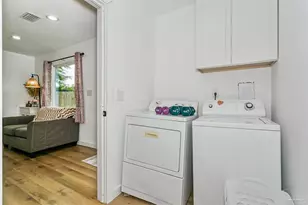 1095 River Annex Rd, Cantonment, FL 32533 - Photo 14