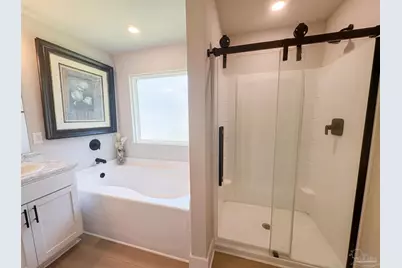 385 Hancock Ln, Pensacola, FL 32503 - Photo 24