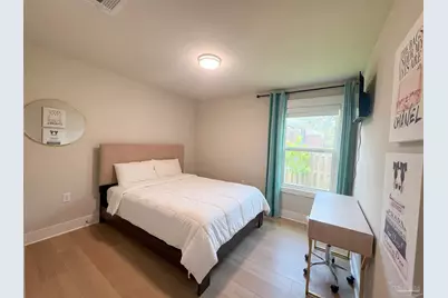 385 Hancock Ln, Pensacola, FL 32503 - Photo 16