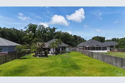385 Hancock Ln, Pensacola, FL 32503 - Photo 28