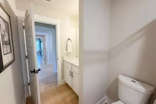 385 Hancock Ln, Pensacola, FL 32503 - Photo 12