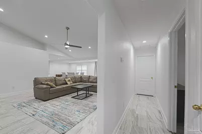 7010 Plank Dr, Pensacola, FL 32526 - Photo 12