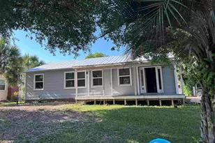 116 SE Gilliland Rd, Pensacola, FL 32507 - Photo 1