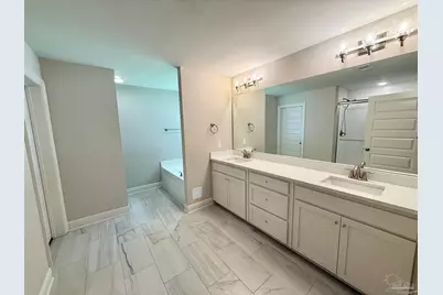 5245 Burt Ln, Pace, FL 32571 - Photo 14