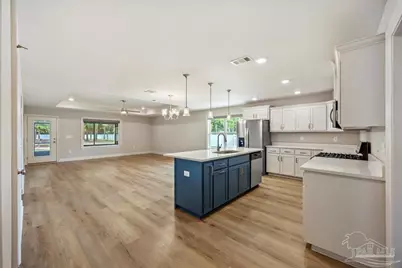 5245 Burt Ln, Pace, FL 32571 - Photo 8