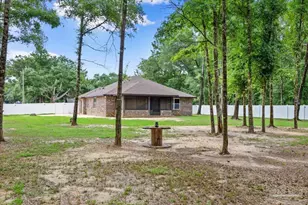 5245 Burt Ln, Pace, FL 32571 - Photo 40
