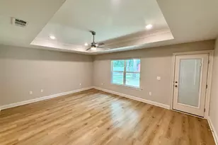 5245 Burt Ln, Pace, FL 32571 - Photo 12