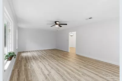 10598 Kansas Ave, Milton, FL 32583 - Photo 6