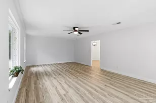 10598 Kansas Ave, Milton, FL 32583 - Photo 6
