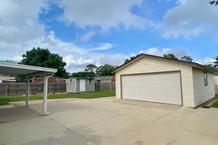 5742 Graymont Ln, Pensacola, FL 32526 - Photo 8