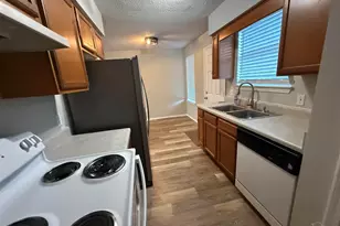 408 Shadow Way Ln, Pensacola, FL 32506 - Photo 10