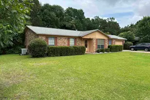 8748 Hollingsworth Ave, Pensacola, FL 32534 - Photo 2