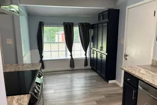 8748 Hollingsworth Ave, Pensacola, FL 32534 - Photo 10