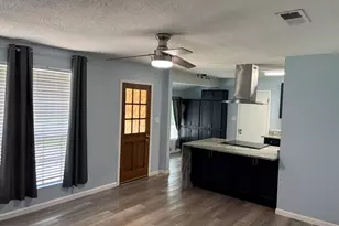 8748 Hollingsworth Ave, Pensacola, FL 32534 - Photo 12