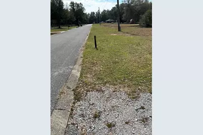 8271 Western Way Dr, Pensacola, FL 32526 - Photo 2