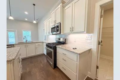5841 Winifred Ave, Pensacola, FL 32507 - Photo 8