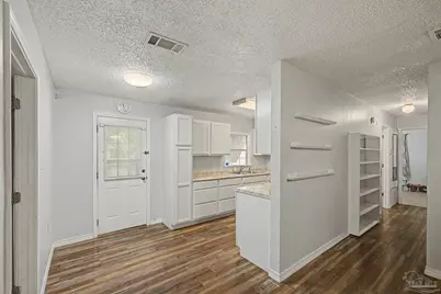 6520 Skyline Dr, Milton, FL 32570 - Photo 10