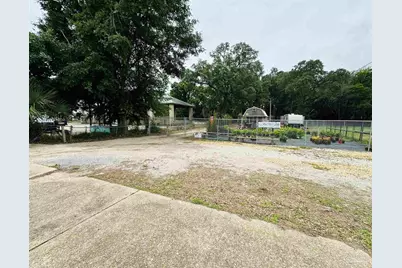 4959 Mobile Hwy, Pensacola, FL 32506 - Photo 2