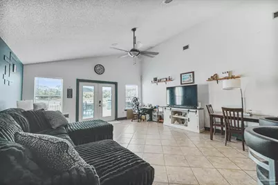 724 Landing Ln, Pensacola, FL 32507 - Photo 10