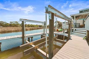 724 Landing Ln, Pensacola, FL 32507 - Photo 38