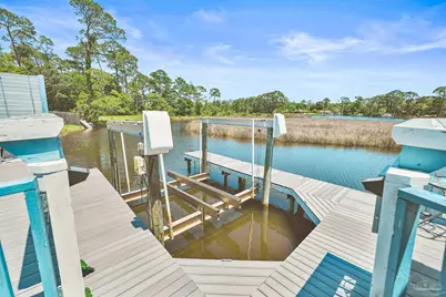 724 Landing Ln, Pensacola, FL 32507 - Photo 36