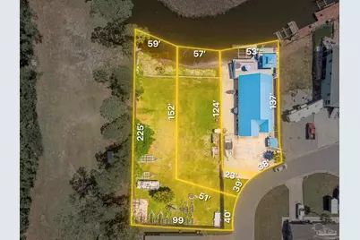 724 Landing Ln, Pensacola, FL 32507 - Photo 2