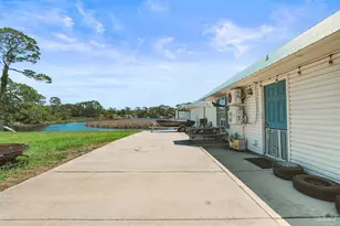 724 Landing Ln, Pensacola, FL 32507 - Photo 40