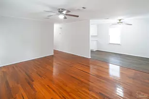118 Czar Ln, Pensacola, FL 32503 - Photo 4