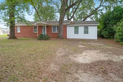 118 Czar Ln, Pensacola, FL 32503 - Photo 1