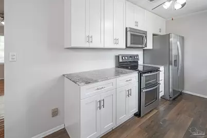 118 Czar Ln, Pensacola, FL 32503 - Photo 8