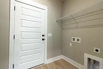 7727 Piper Cir, Milton, FL 32583 - Photo 18