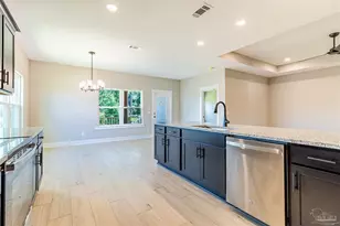 7727 Piper Cir, Milton, FL 32583 - Photo 14