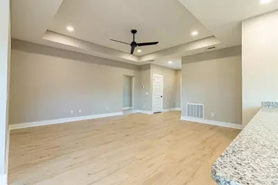 7727 Piper Cir, Milton, FL 32583 - Photo 8