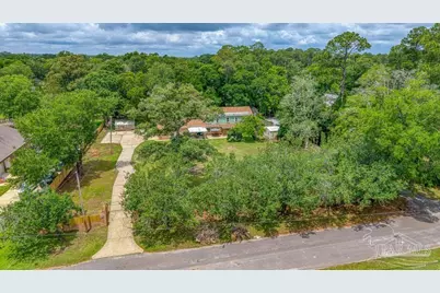 10219 Edendale Ln, Cantonment, FL 32533 - Photo 70