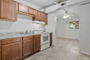 4 Idaho Ct, Pensacola, FL 32505 - Photo 2