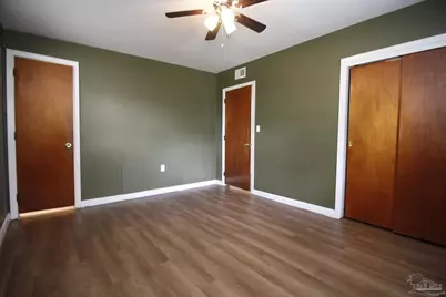 3875 Arbutus Dr, Pensacola, FL 32504 - Photo 10